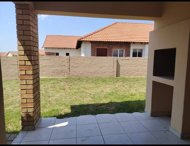 3 BEDROOM HOUSE FOR SALE IN WATERKLOOF AH